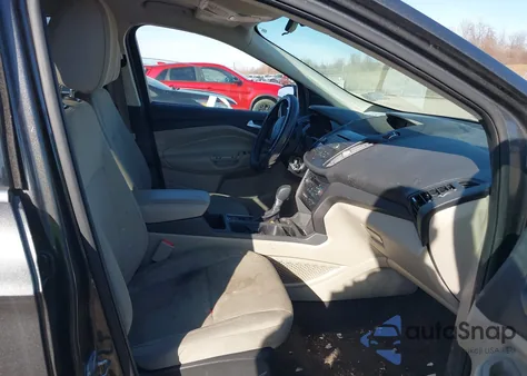 2017 Ford Escape Se из США, поврежденный, VIN 1FMCU9GD6HUC39311